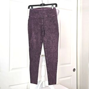 Zenana NWOT Mineral Washed Legging